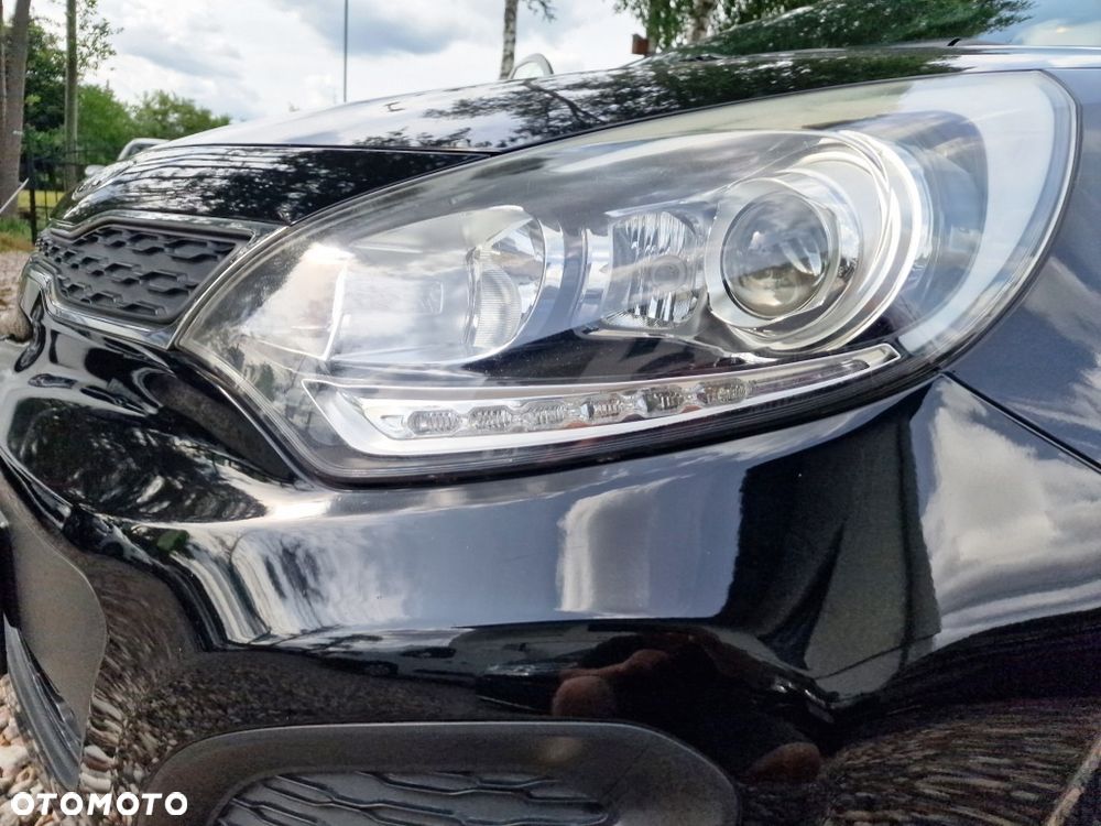 Kia Rio - 23
