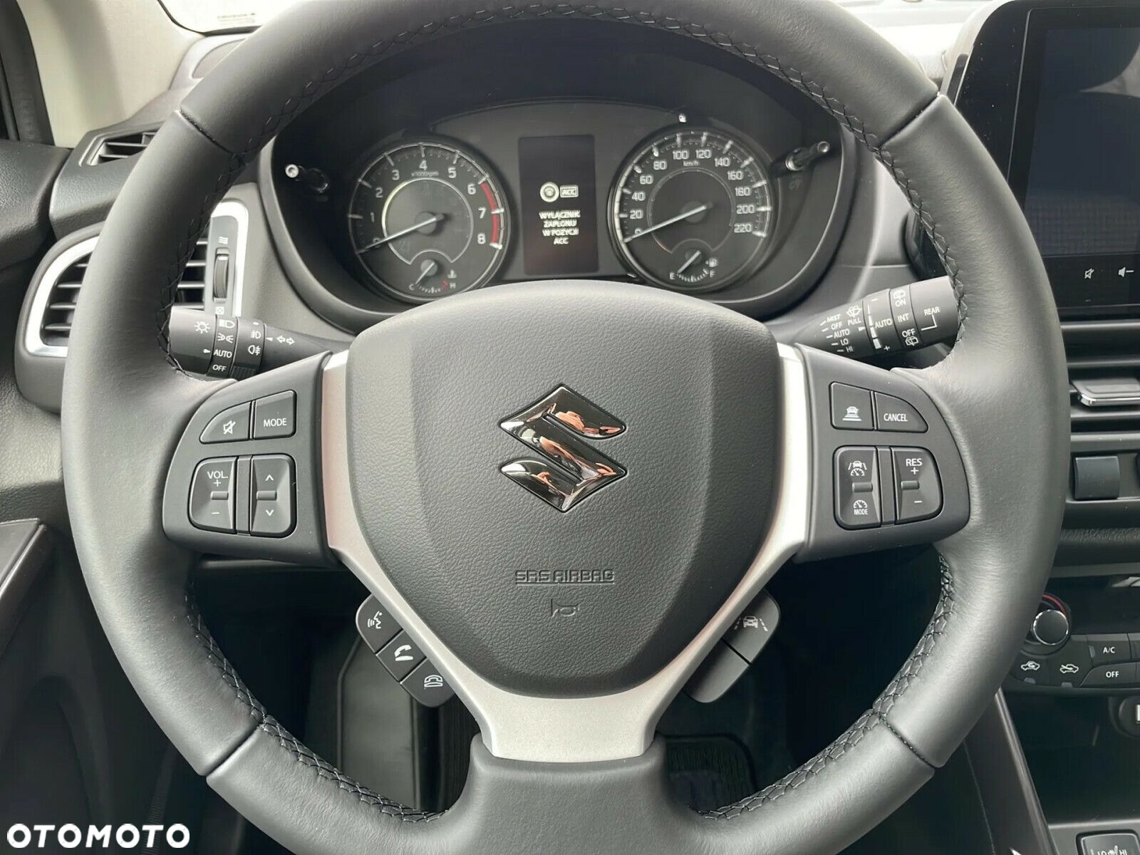 Suzuki SX4 S-Cross - 13