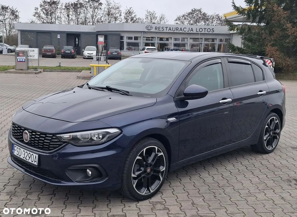 Fiat Tipo 1.4 T-Jet 16v Easy - 1