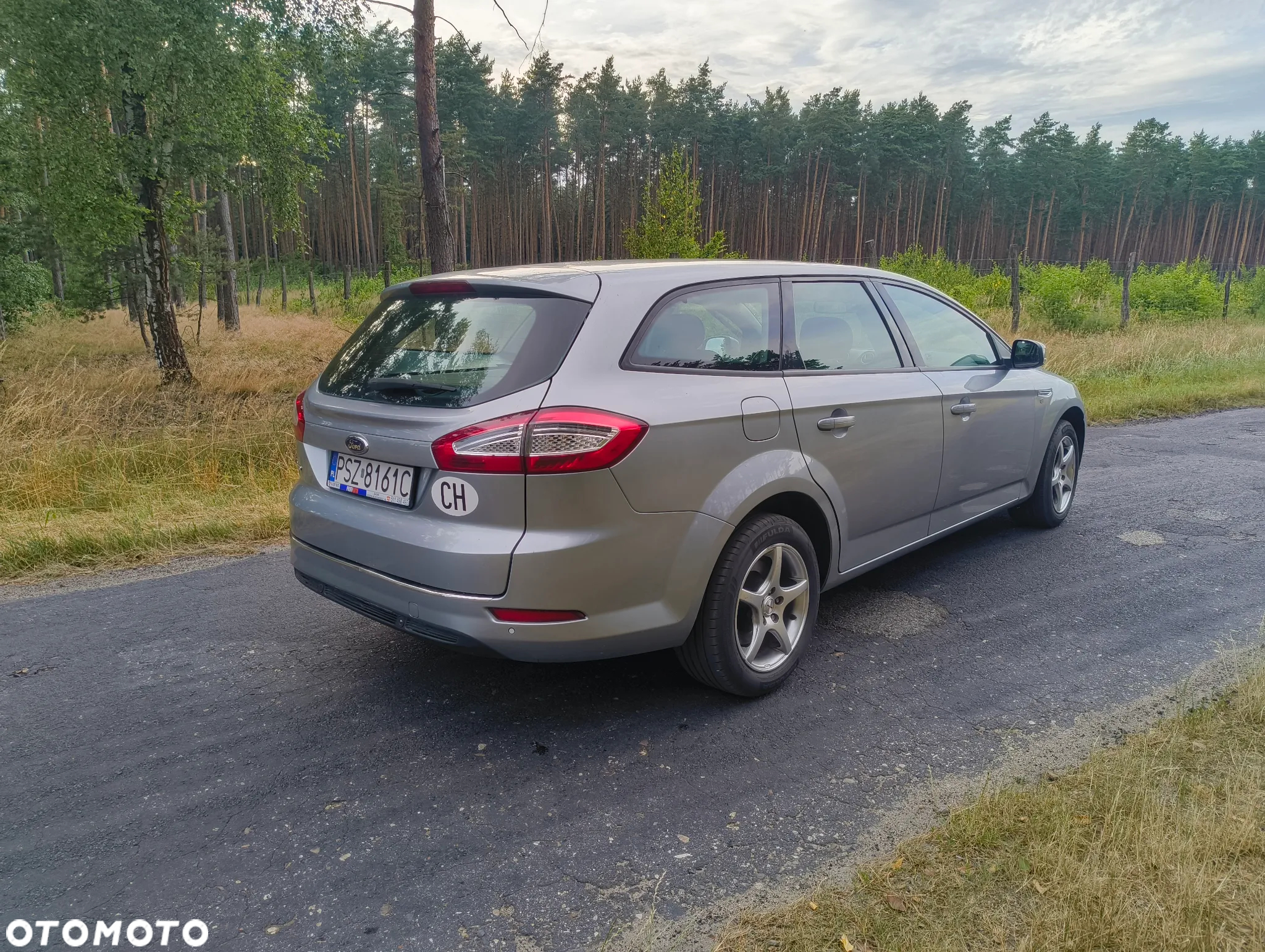 Ford Mondeo 2.0 TDCi Ambiente - 11