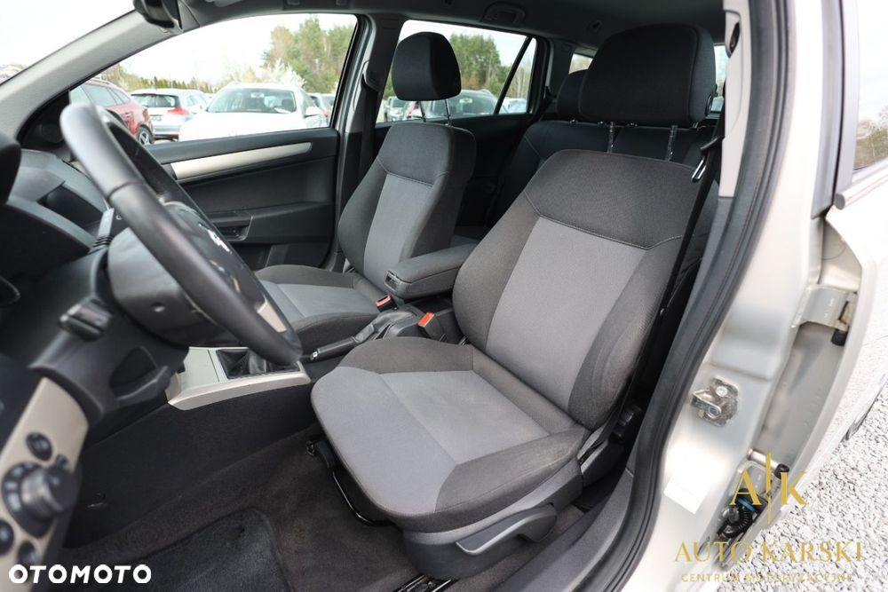Opel Astra - 38