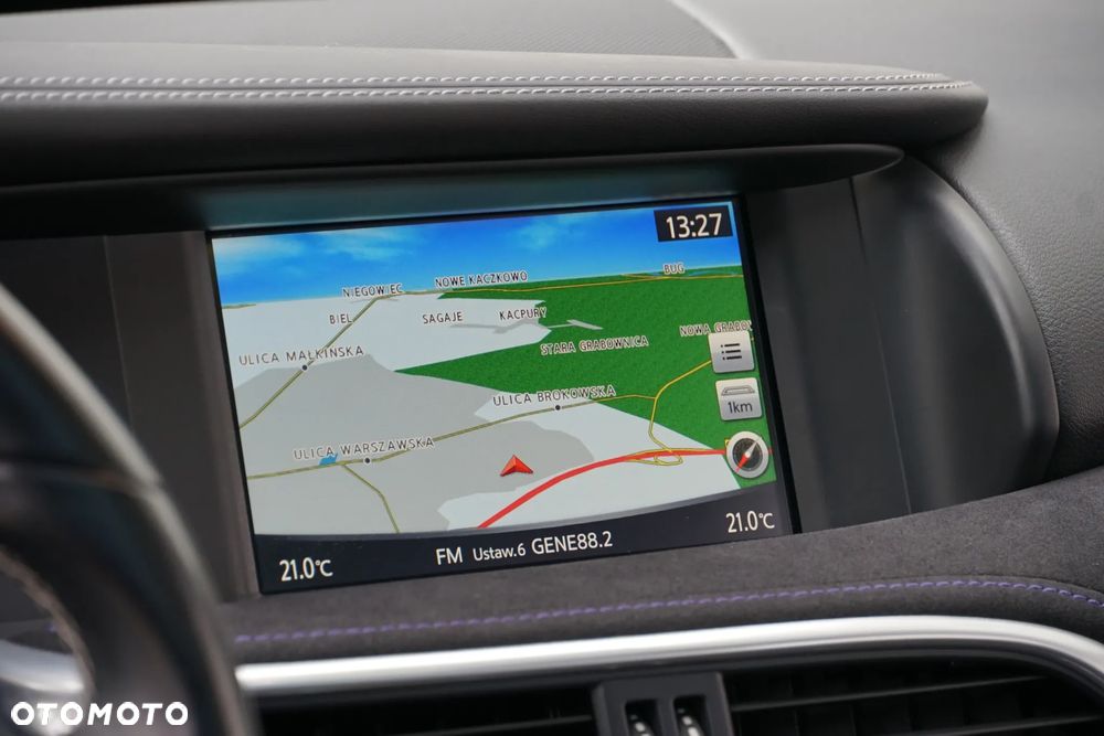 Infiniti Q30 2.0t DCT AWD Sport - 29