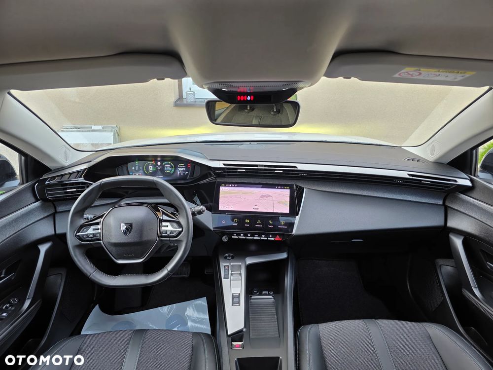 Peugeot 308 - 33