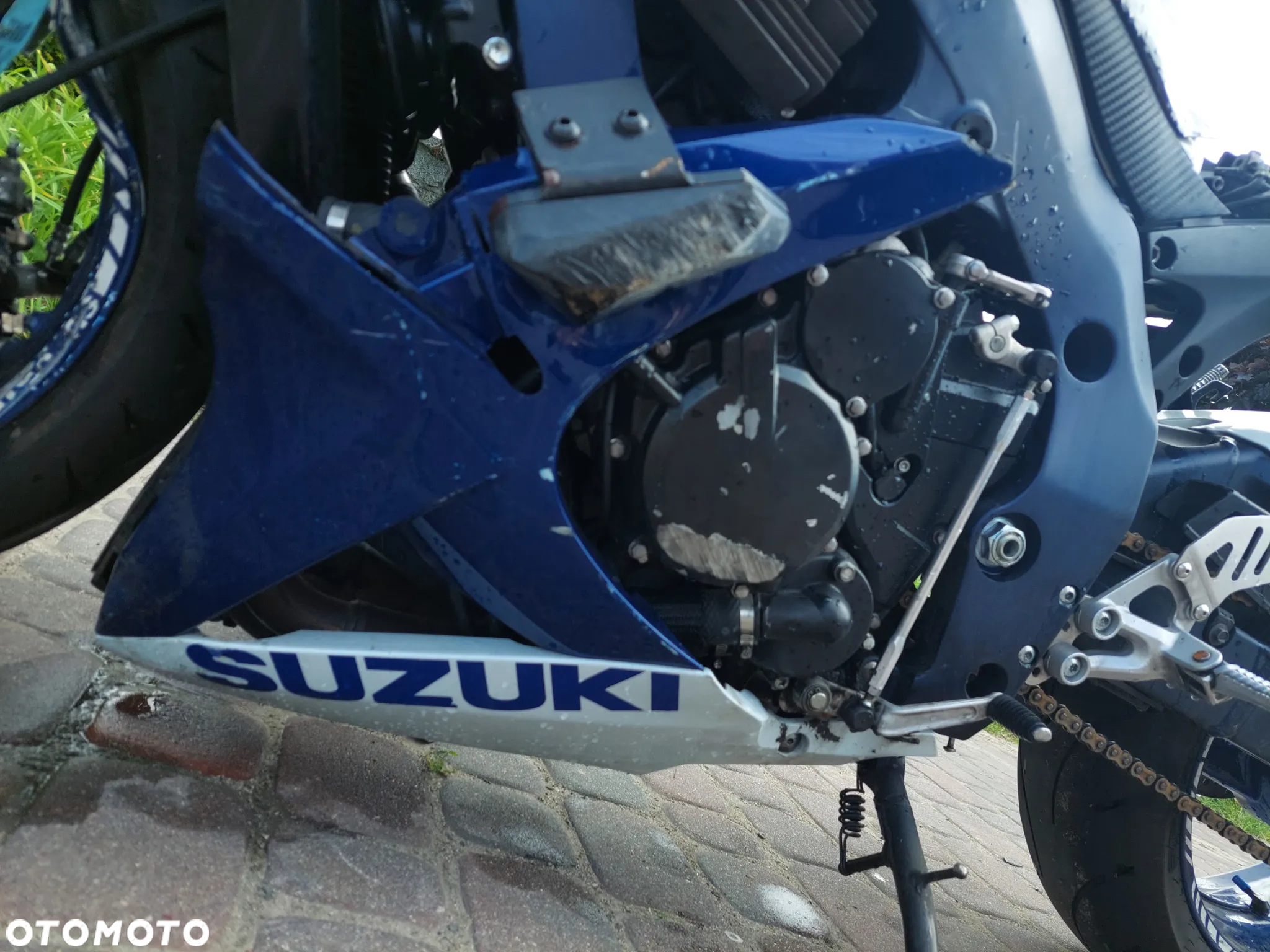 Suzuki GSX-R - 17