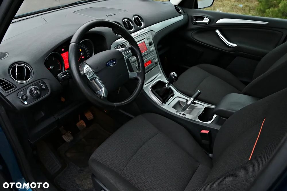 Ford Galaxy 2.0 TDCi DPF Ambiente - 6