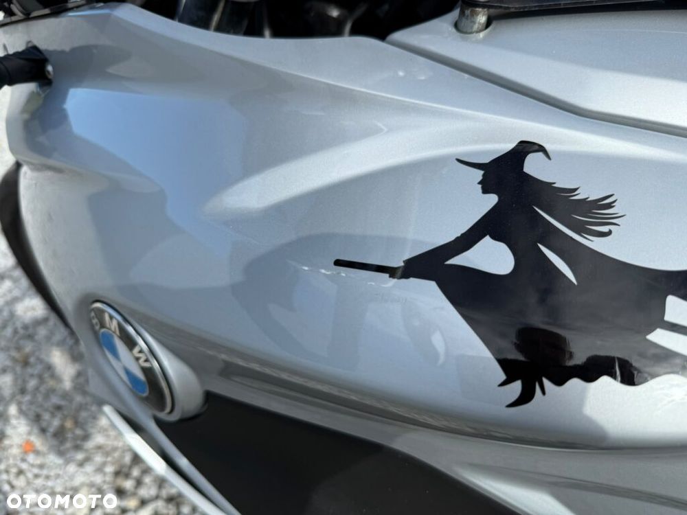 BMW F - 15