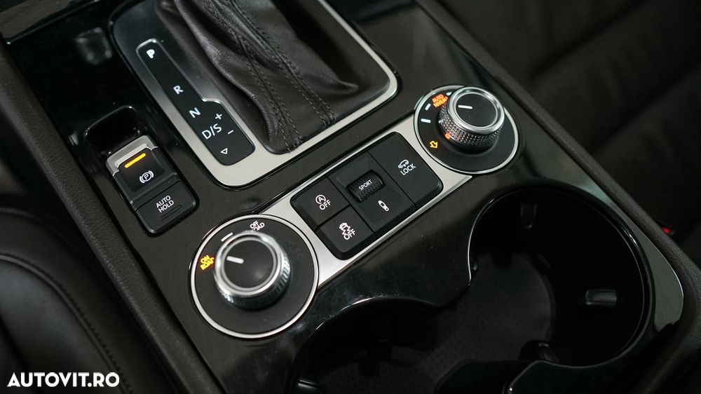 Volkswagen Touareg 3.0 V6 TDI BMT - 21