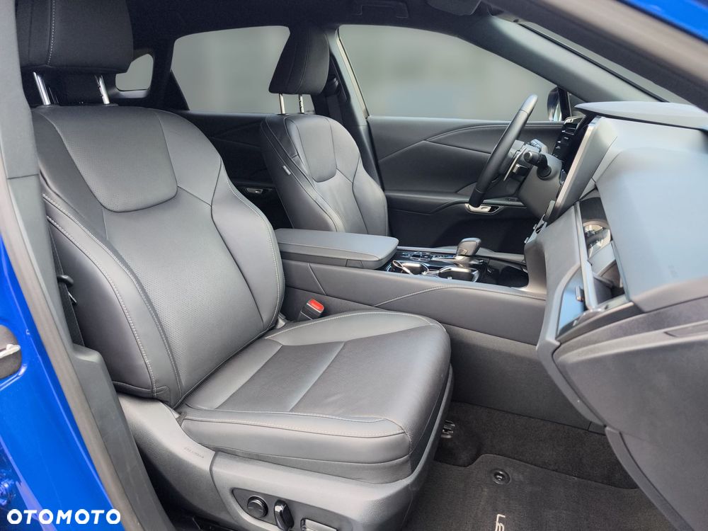 Lexus RX - 9