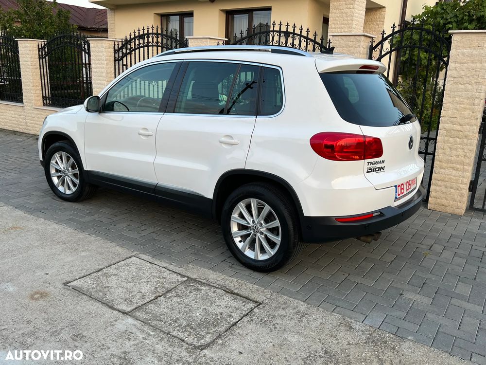 Volkswagen Tiguan 2.0 TDI DPF 4Motion BlueMotion Technology Lounge Track & Style - 19