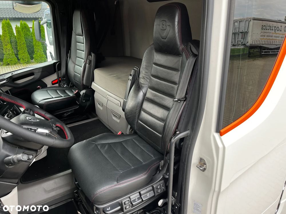 Scania V8 580 SPROWADZONA Z FRANCJI SERWISOWANA HYDRAULIKA FULL OPCJA STAN IDEALNY !!!! - 19
