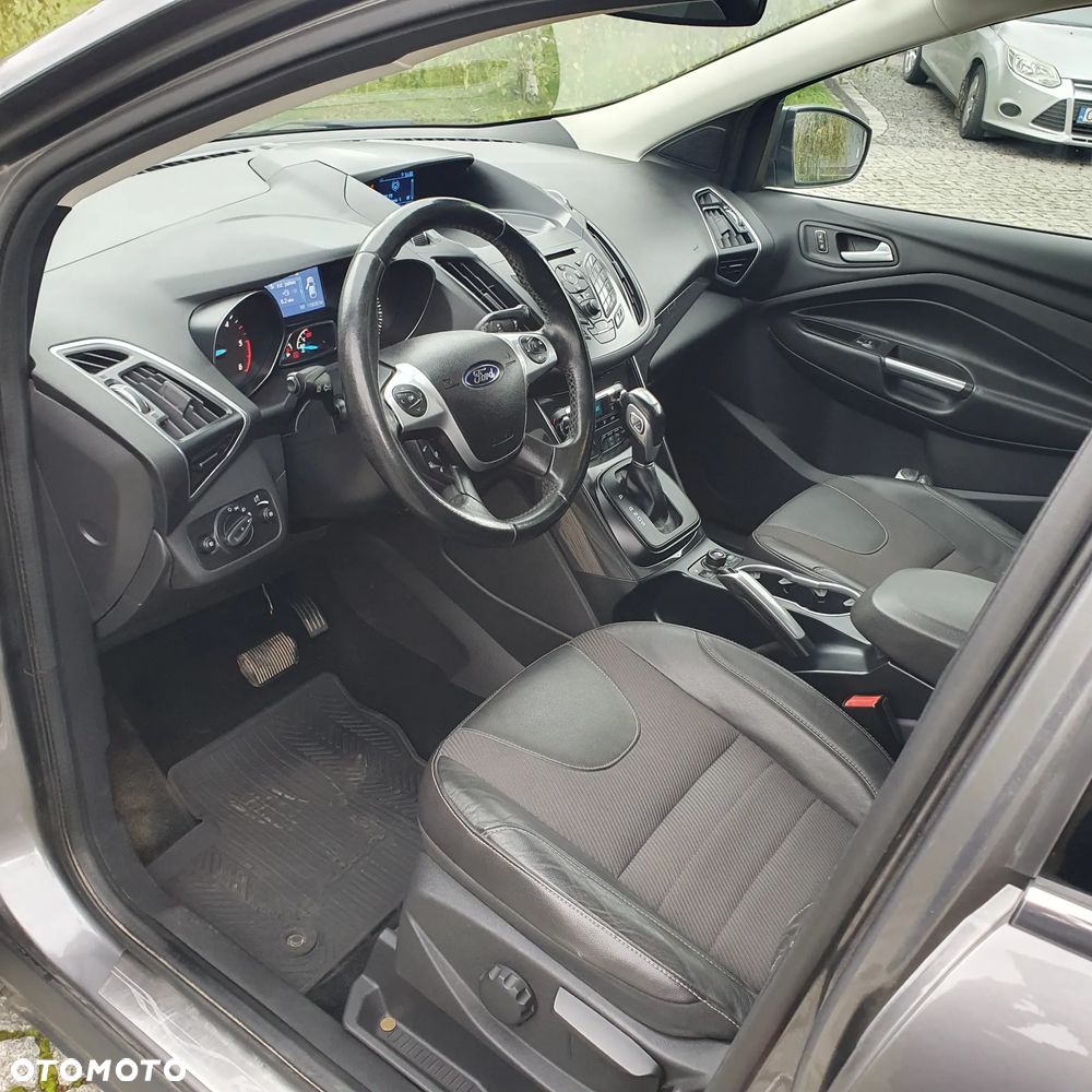 Ford Kuga 2.0 TDCi 4x4 Titanium - 15