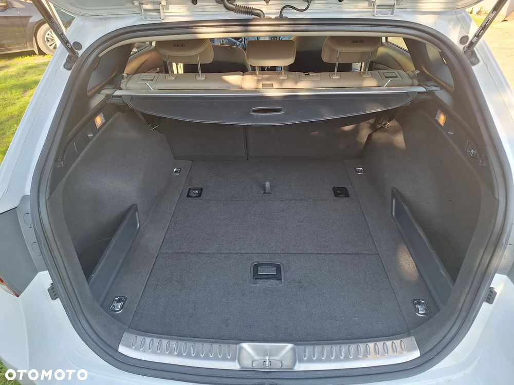 Hyundai i40 1.7 CRDi Comfort DCT - 15