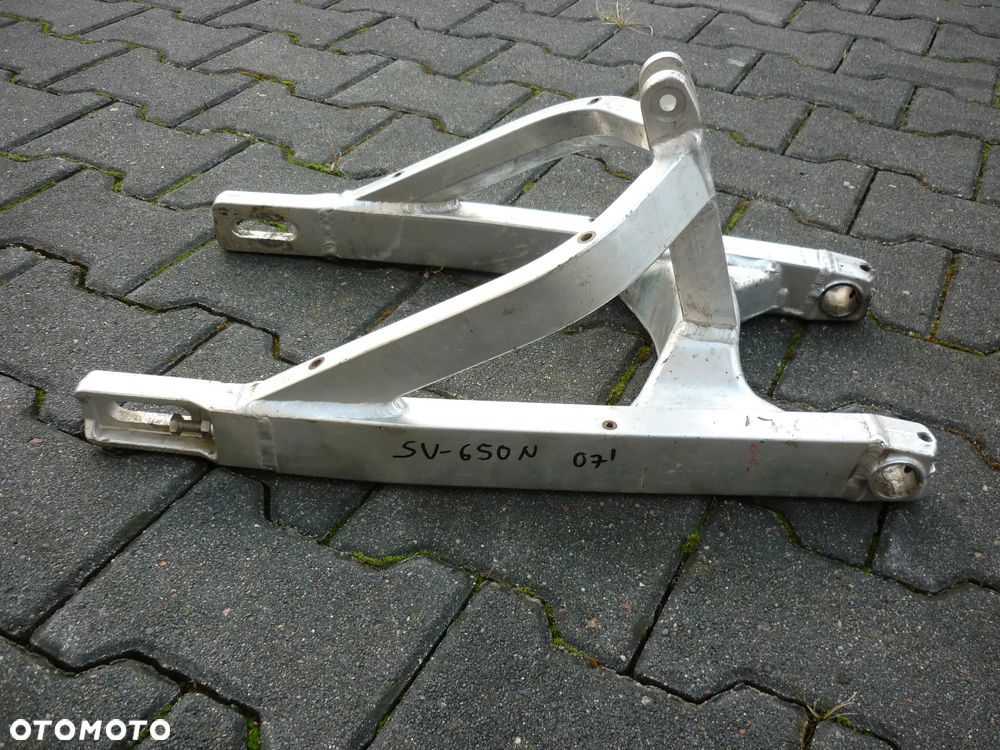 Wahacz Suzuki SV 650 N rok 2007 - 5