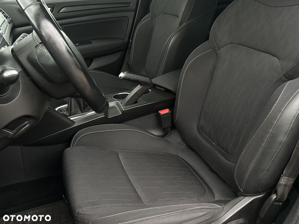 Renault Megane 1.3 TCe FAP Limited - 10
