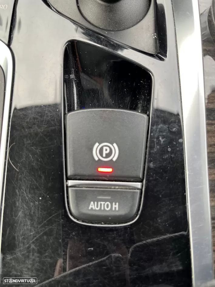 BMW 520 d Line Luxury Auto - 28