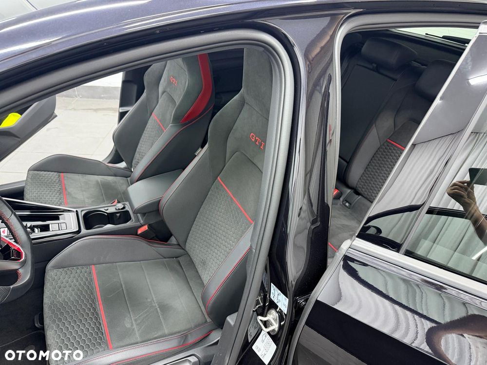 Volkswagen Golf 2.0 TSI GTI Clubsport DSG - 9