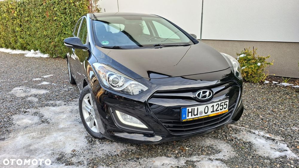 Hyundai i30 i30cw 1.4 Fifa World Cup Edition - 24