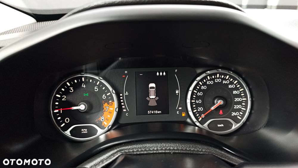 Jeep Renegade 1.4 MultiAir Longitude - 39