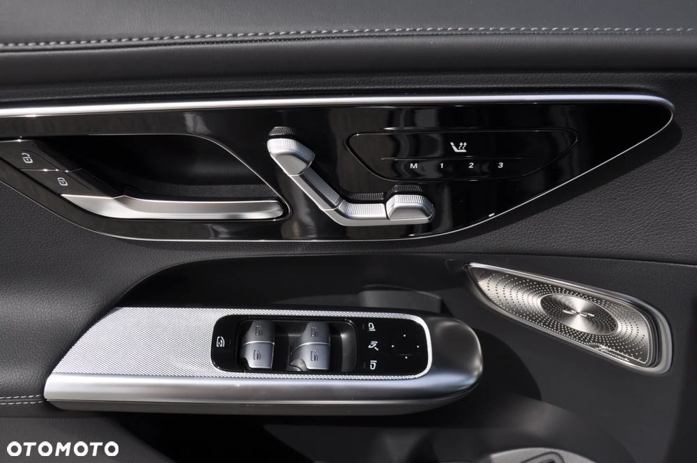 Mercedes-Benz GLC - 11