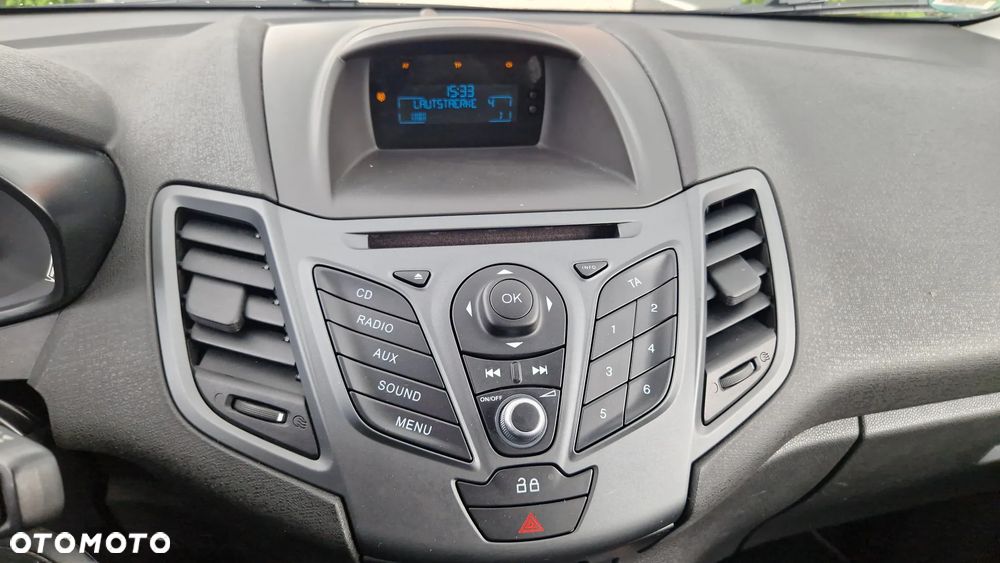 Ford Fiesta 1.5 TDCi Titanium - 15