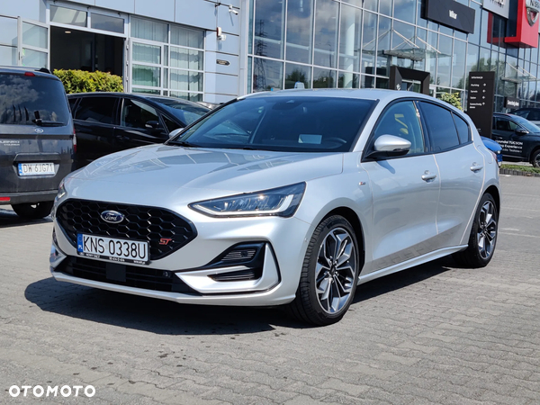 Ford Focus 1.0 EcoBoost mHEV ST-Line Design