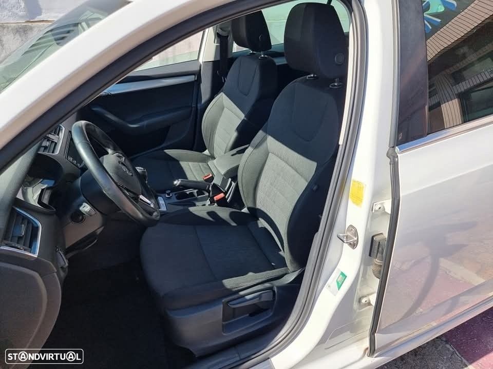 Skoda Octavia Break 2.0 TDI Style - 10