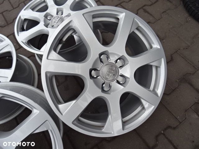 5x112x66,5 8Jx17 ET33 AUDI oryginał - 4