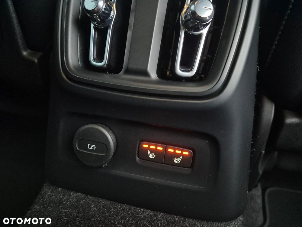 Volvo XC 40 T4 Recharge DKG RDesign - 12