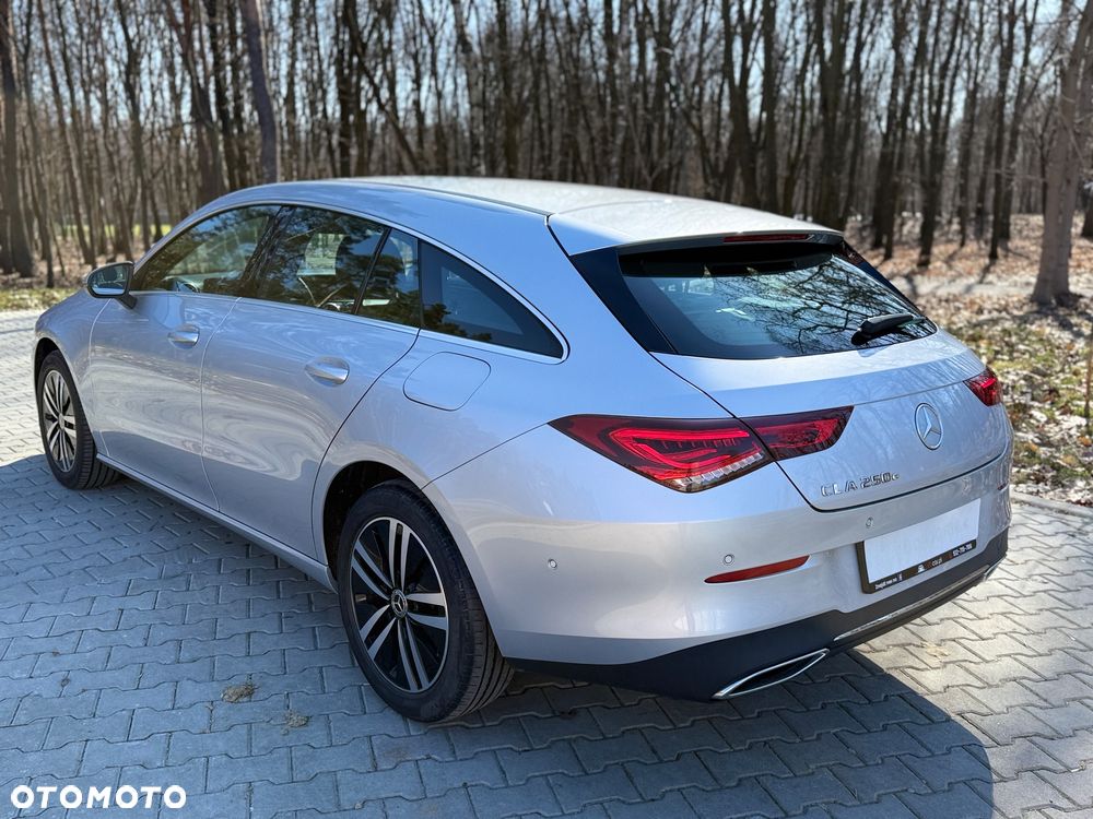 Mercedes-Benz CLA 250 e 8G-DCT Edition Progressive Line - 5