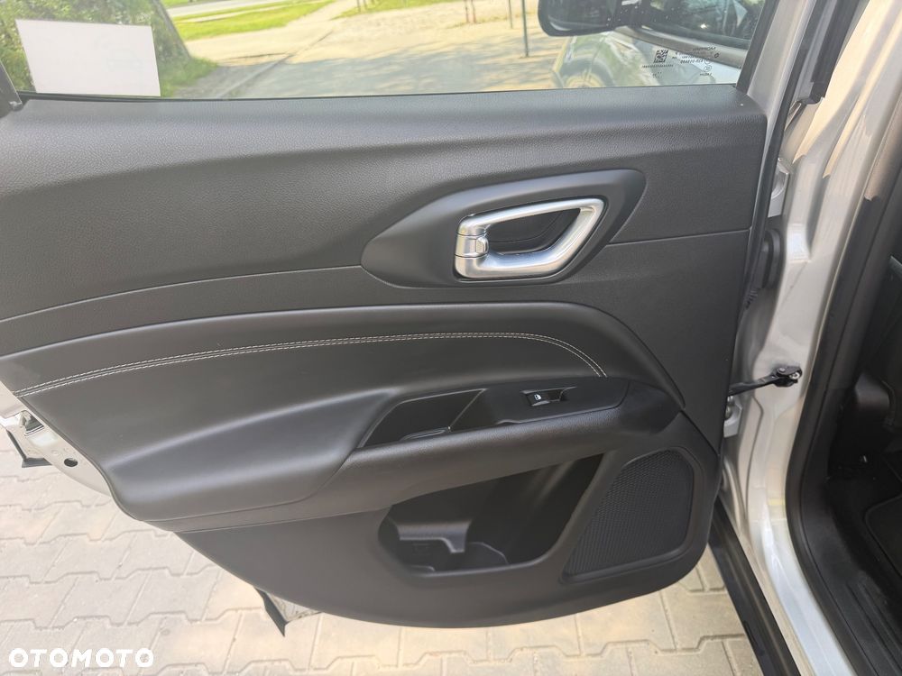 Jeep Compass 1.5 T4 mHEV Limited FWD S&S DCT - 28
