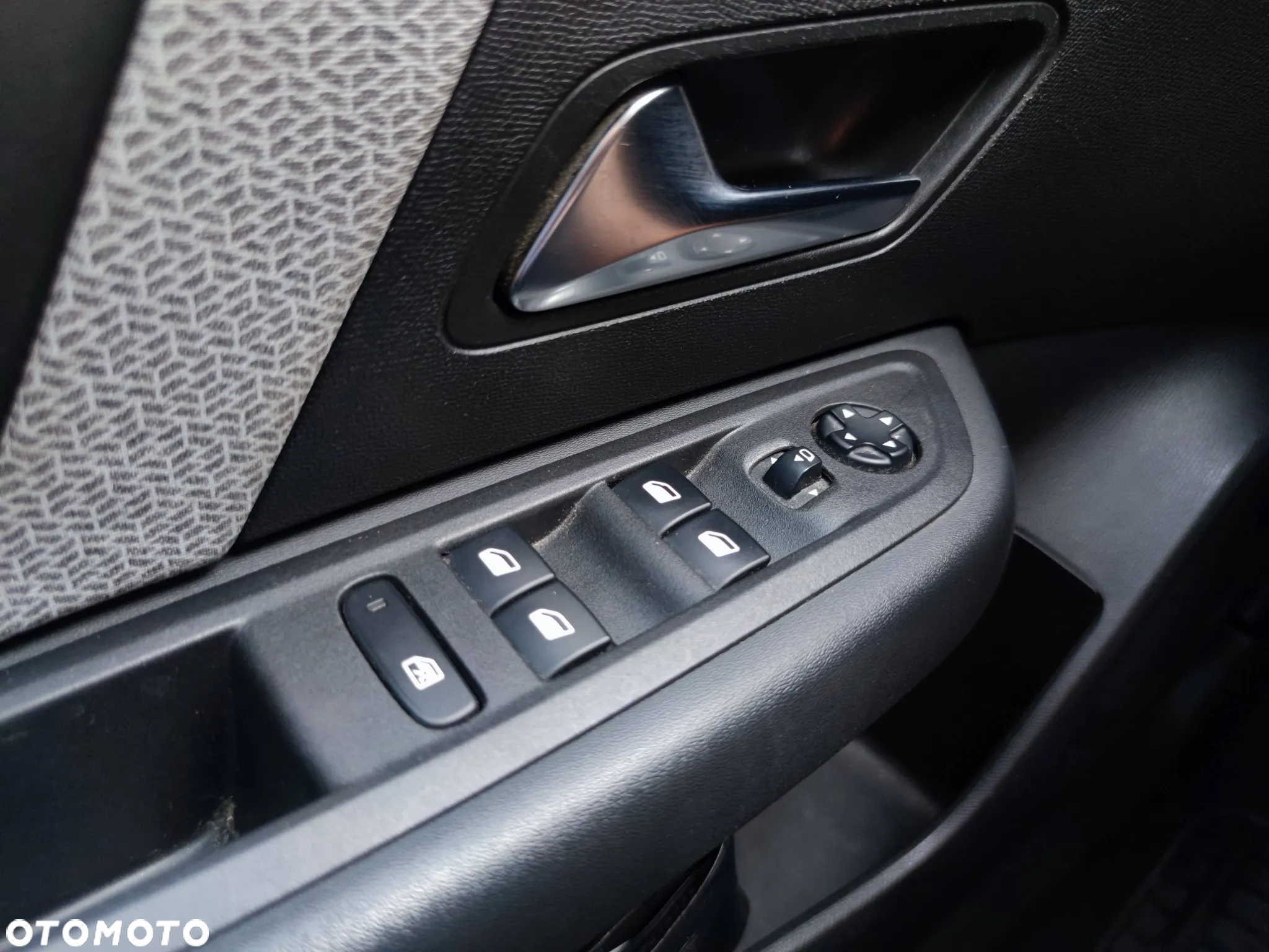 Citroën C4 1.5 BlueHDi Shine S&S - 9