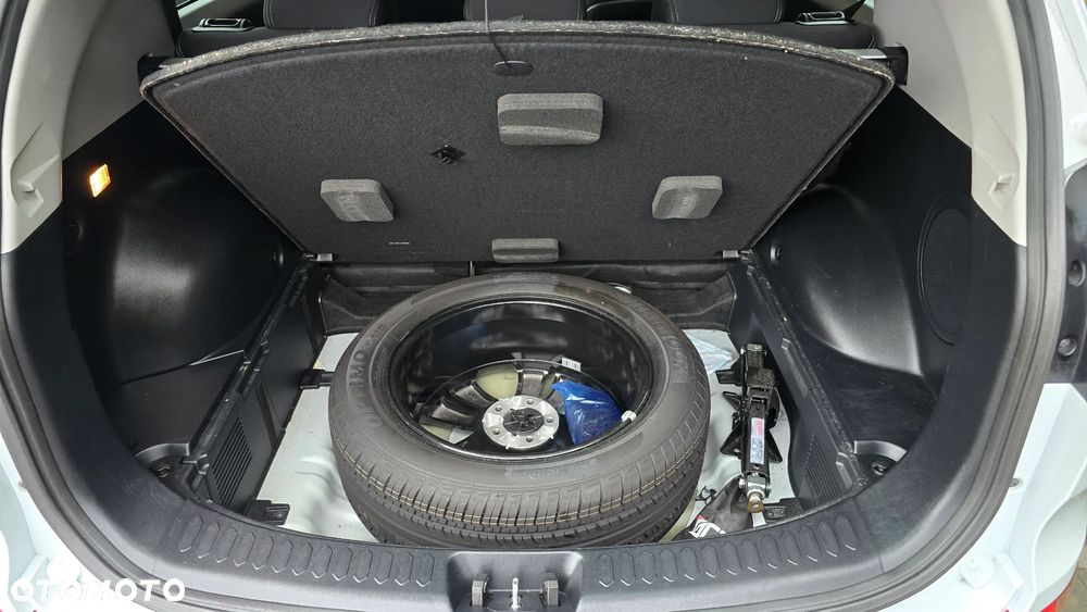 Kia Sportage 1.7 CRDI Business Line L 2WD - 12