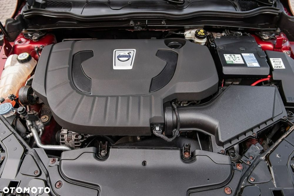 Volvo V40 D4 Kinetic - 28