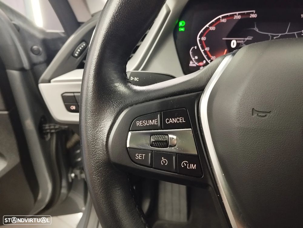 BMW 216 d Advantage — fotografia 18