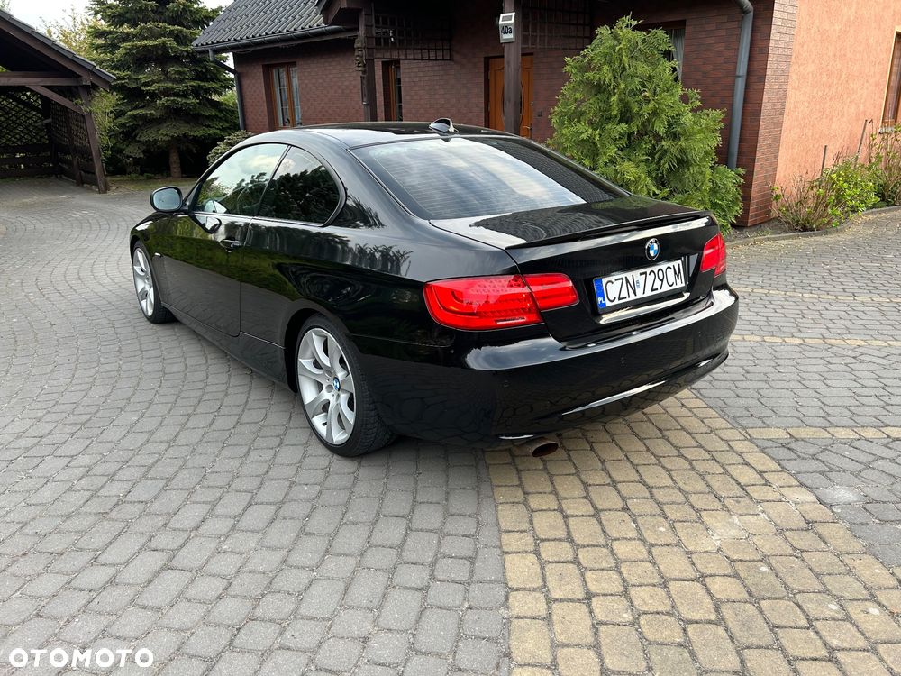 BMW Seria 3 320i M Sport Edition - 9