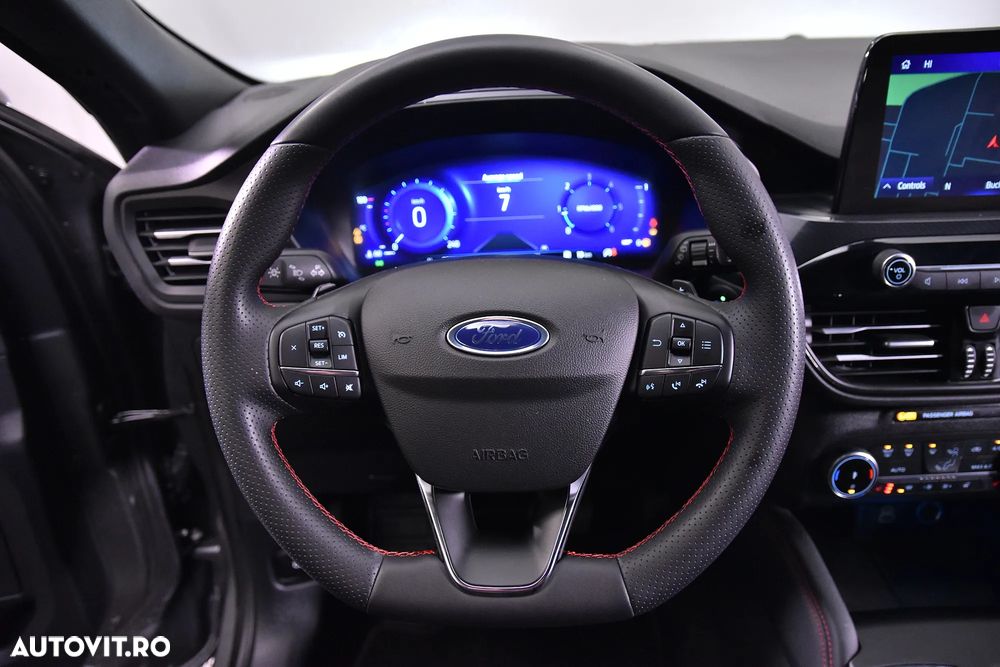 Ford Kuga - 17