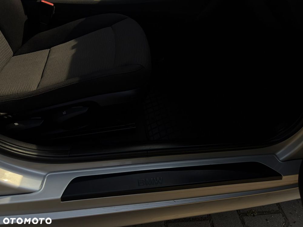 BMW Seria 1 118i - 17