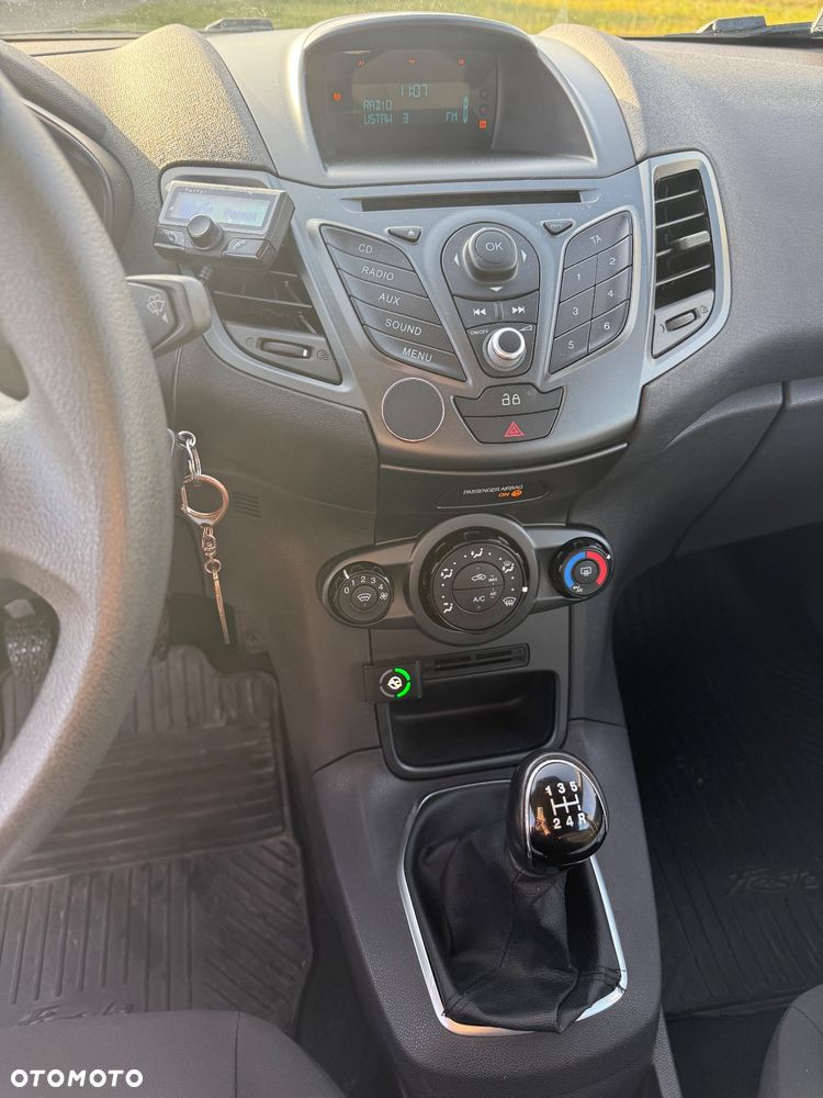 Ford Fiesta 1.4 Trend - 11