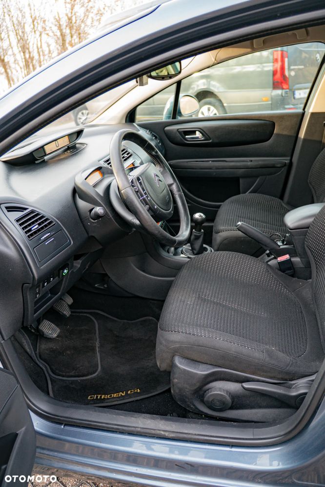 Citroën C4 1.6 16V Impress - 11