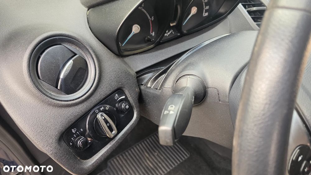 Ford Fiesta 1.5 TDCi Trend EU6 - 13