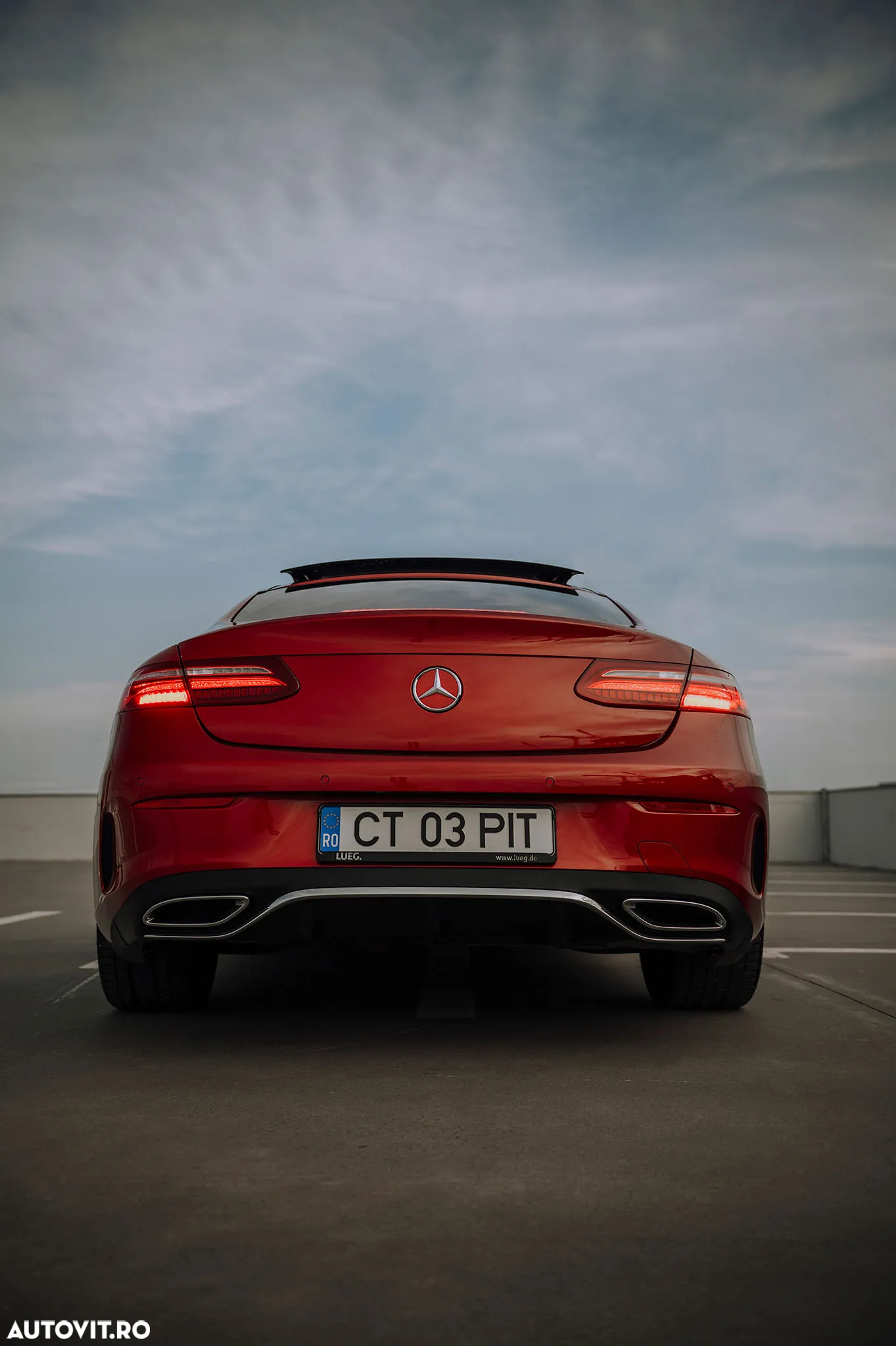 Mercedes-Benz E 220 d Coupe 9G-TRONIC AMG Line - 17