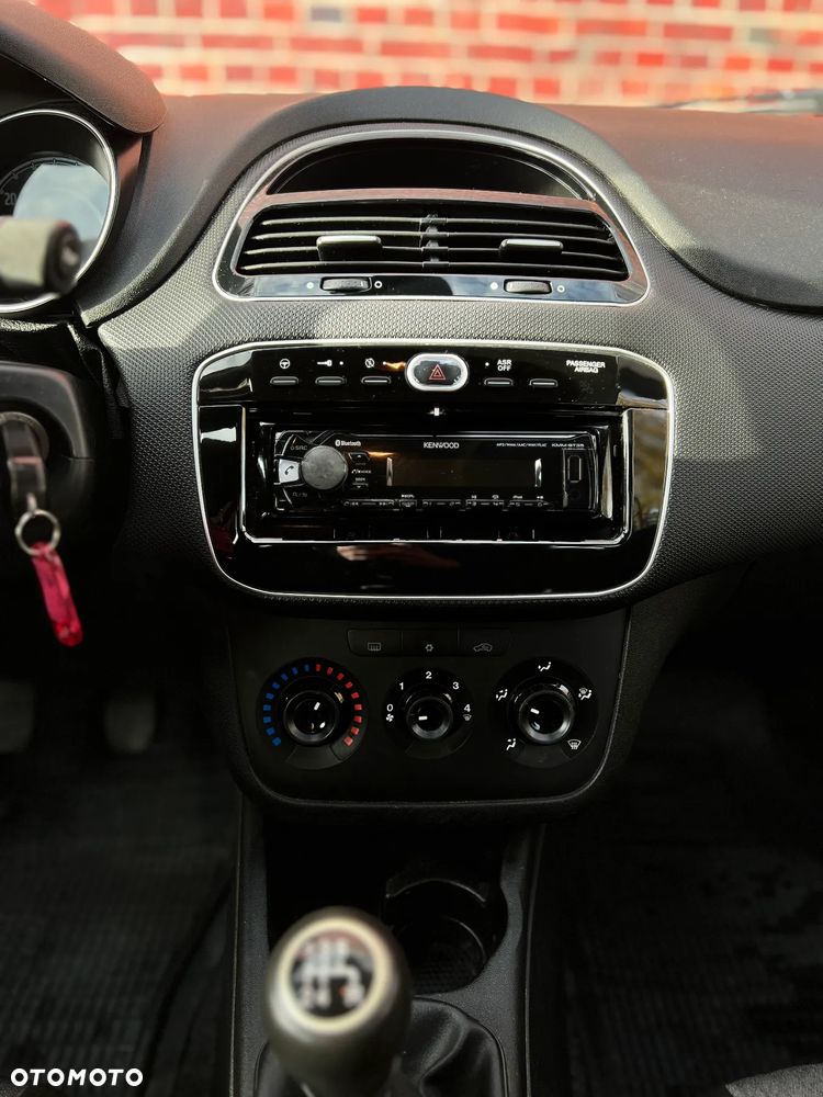 Fiat Punto 1.4 Easy S&S - 27