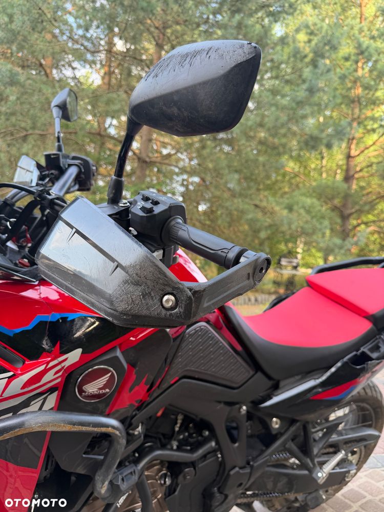 Honda CRF - 9