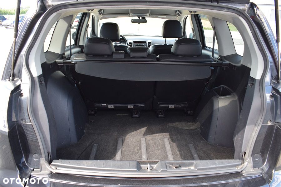 Mitsubishi Outlander 2.2 DID Intense EU5 - 8
