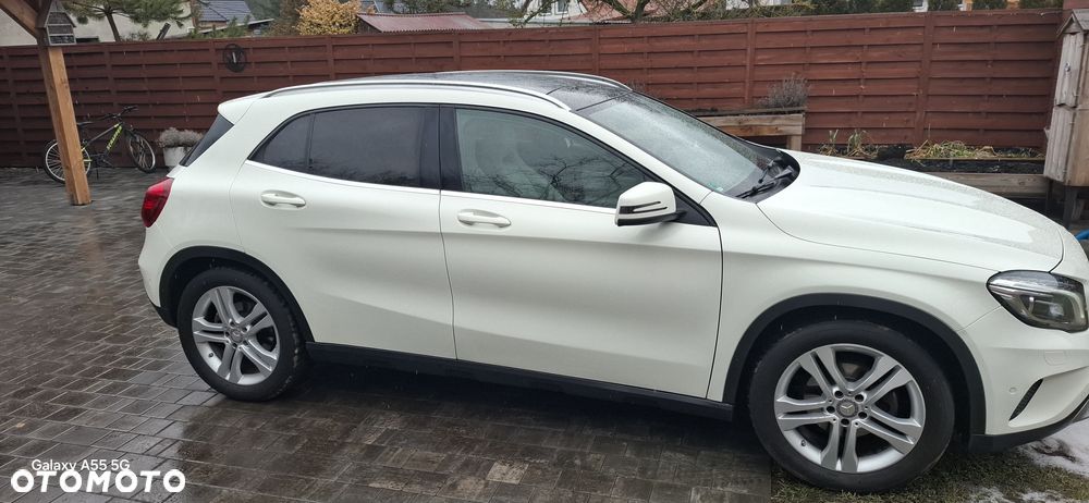 Mercedes-Benz GLA 180 7G-DCT Style - 1