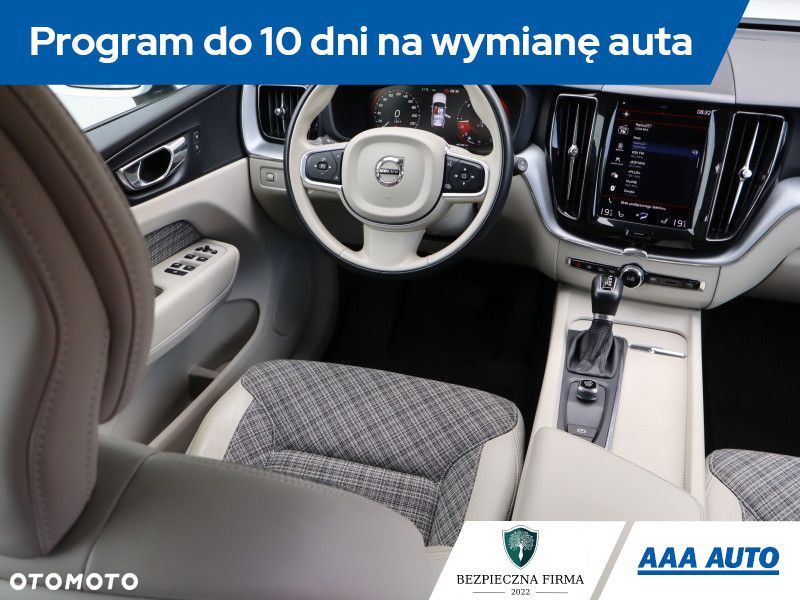 Volvo XC 60 - 8