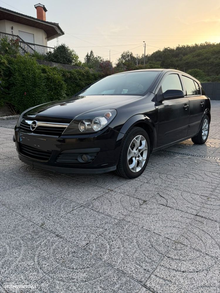 Opel Astra 1.3 CDTI Cosmo - 2