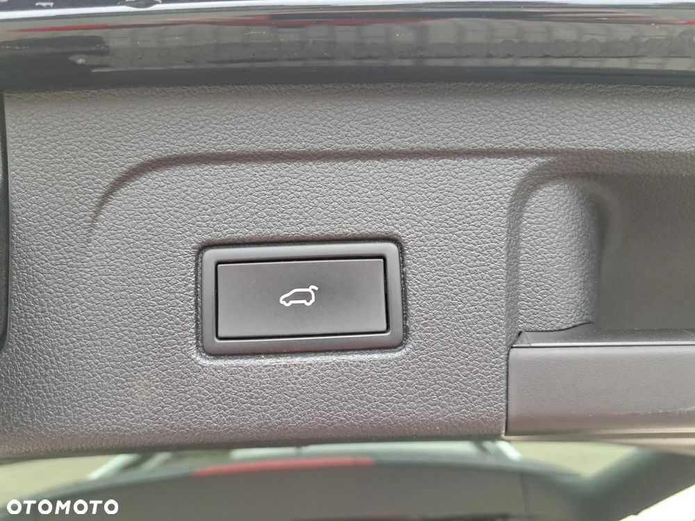 Volkswagen Touran 1.5 TSI ACT OPF DSG Trendline - 29