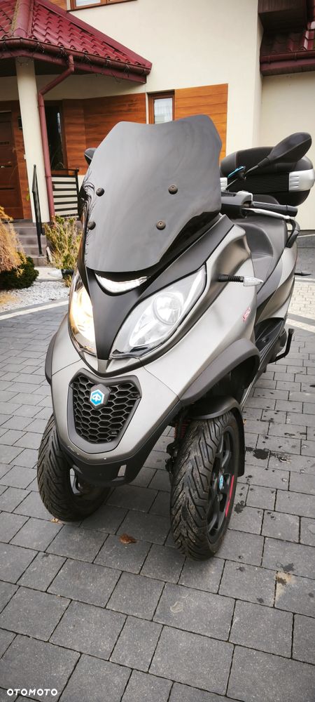 Piaggio MP-3 - 5