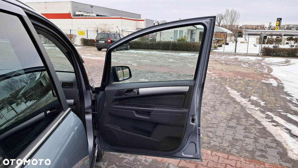 Opel Zafira 1.8 Design Edition - 14